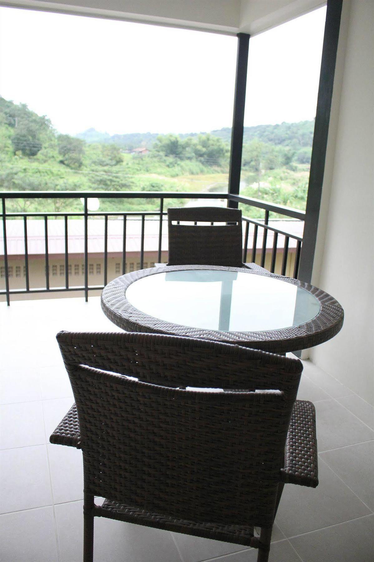 Green Canyon Leisure Farms Clark Field Ngoại thất bức ảnh